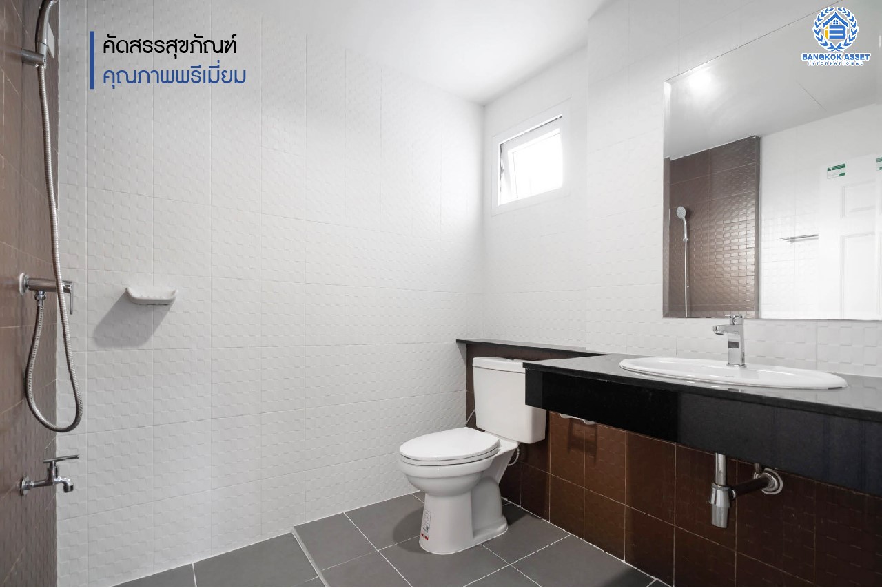 บ้านมือสองตกแต่งใหม่ ม.สิริกานต์ บางใหญ่-เซ็นทรัลเวสต์เกต หลังใหญ่ หลังริม เนื้อที่ 60.9 ตร.ว. ฟังก์ชั่น 3 ห้องนอน 3 ห้องน้ำ 3 ที่จอดรถ Facility ครบครันพร้อมทุกการเข้าอยู่ บนทำเลเดินทางสะดวก ใกล้ถ.กาญจนาภิเษก และเพียง 10 นาทีถึงรถไฟฟ้า "สถานีคลองบางไผ่"